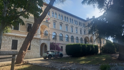 Diákközpontú oktatásról Rovinjban-   A 21. századi tanár – diákközpontú oktatás Carl R. Rogers alapelveivel az oktatásban