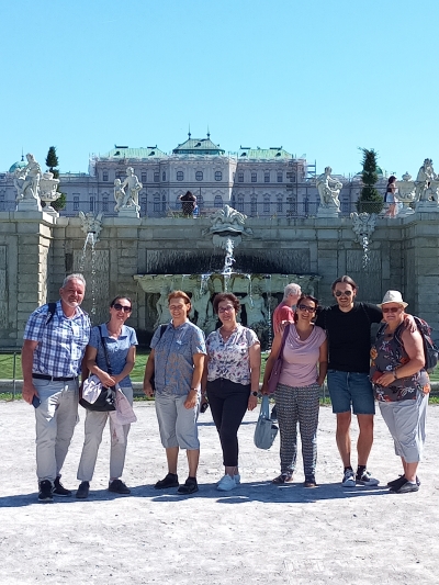 Csoportunk a Belvedere előtt
