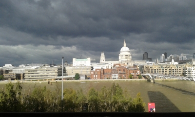 Tate Modern Gallery nagy műveket tartogat, szerencsés vagyok , hogy láthattam.
